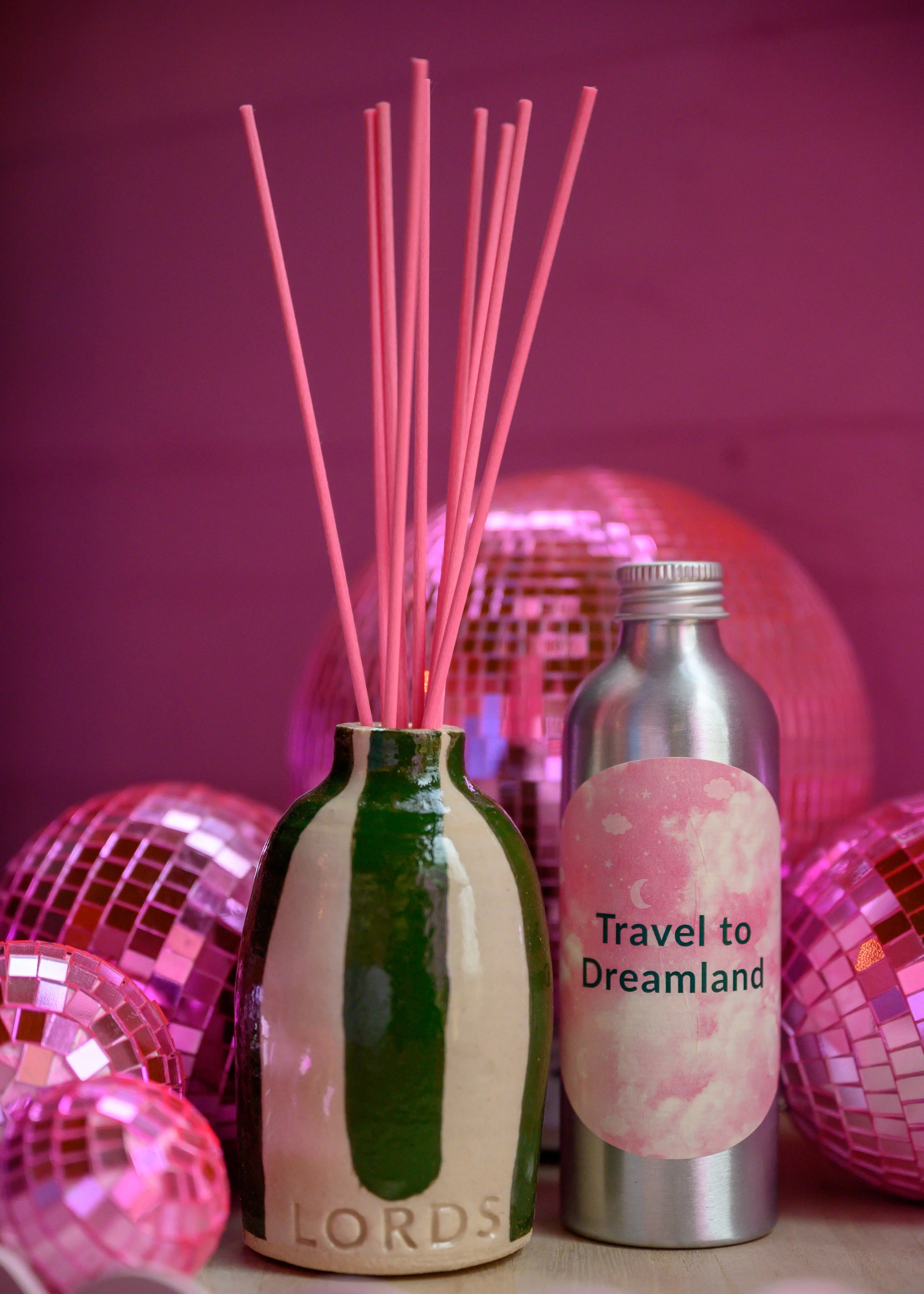 Stripe Ceramic Reed Diffuser Set LORDS Fragrance House