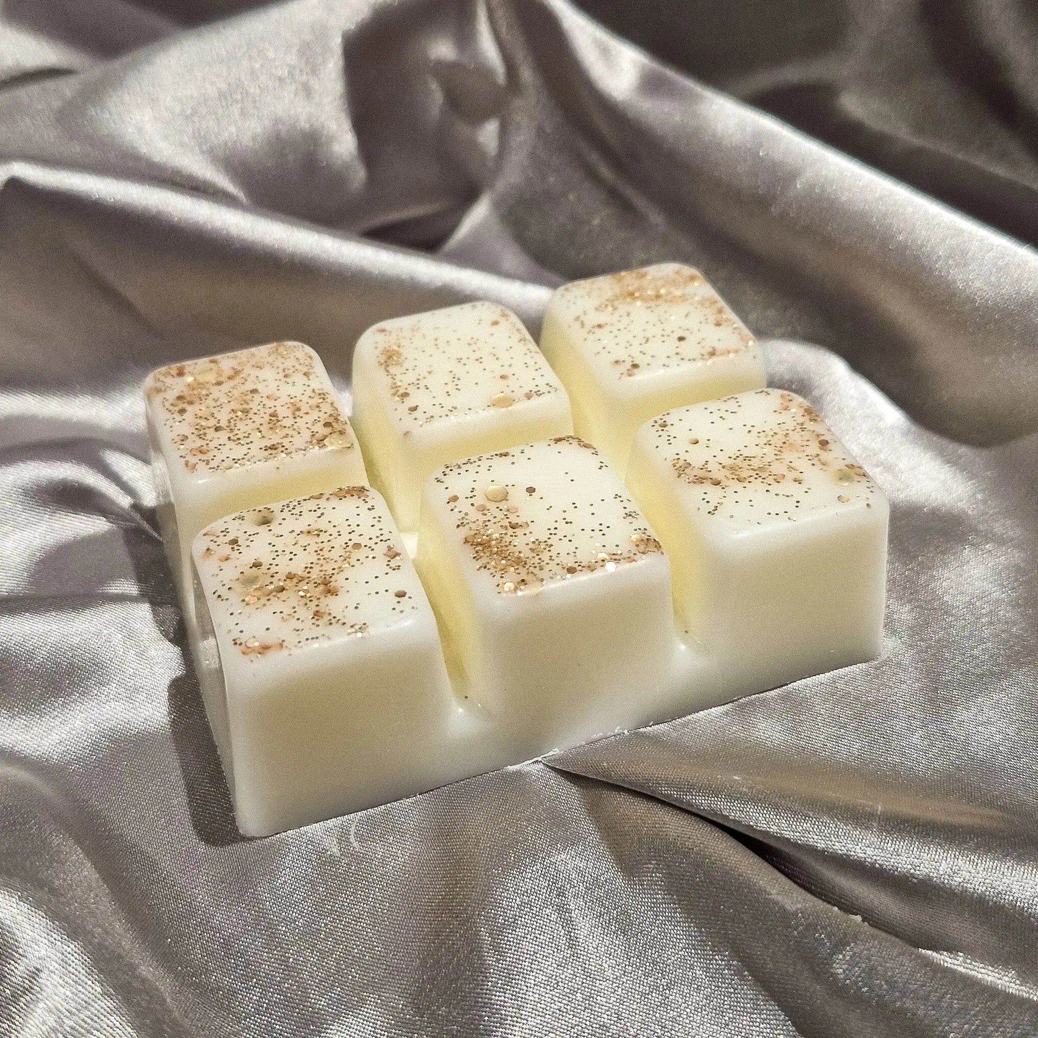 Blushing Orchid – Wax Melt Clamshell The Stirling Candle Company