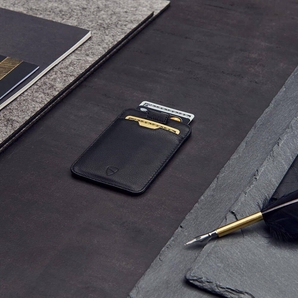 VAULTSKIN CHELSEA LEATHER CARD HOLDER WITH RFID BLOCKING (CARBON BLACK)