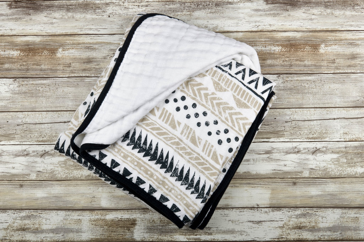 Pyramid Print Newcastle Blanket