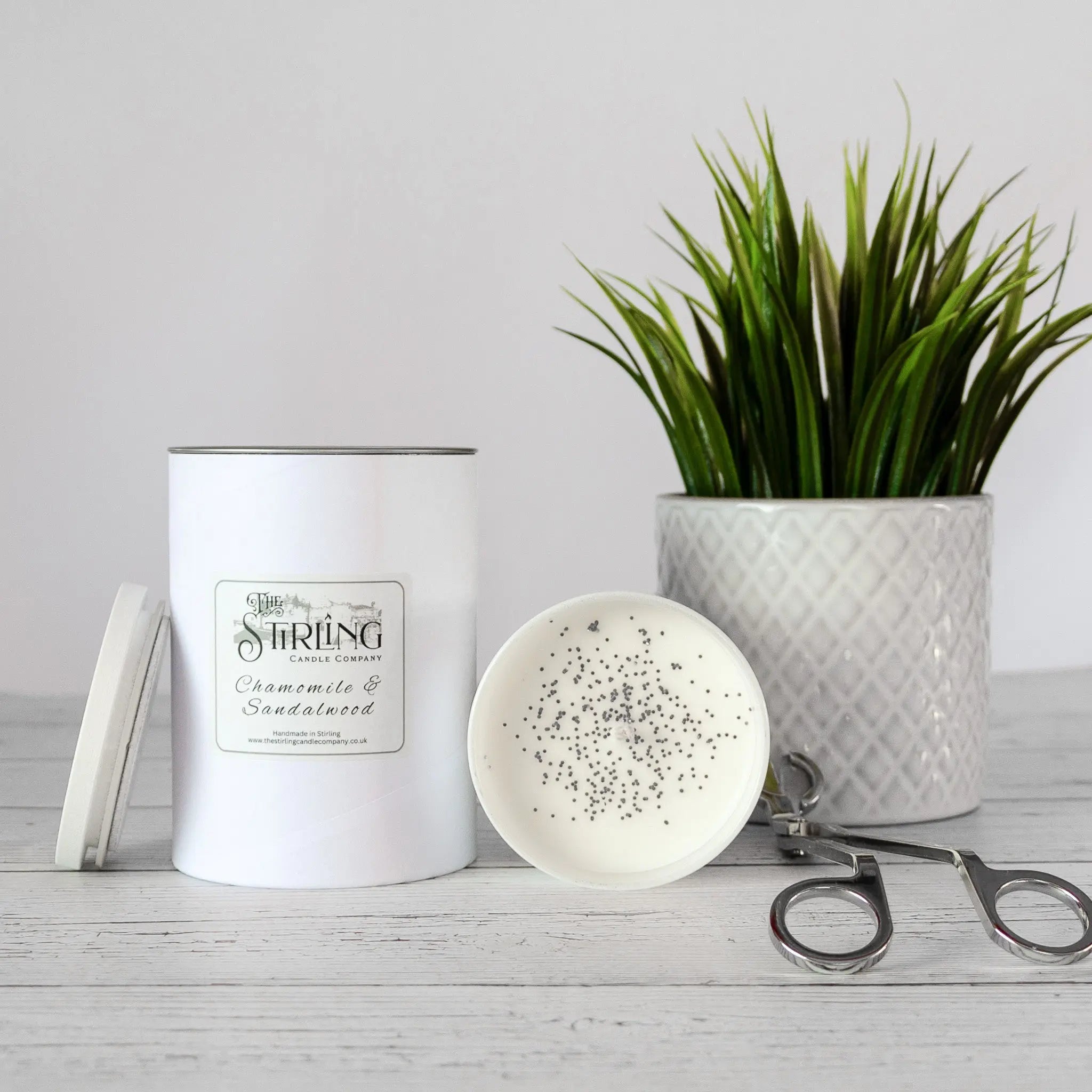 Chamomile & Sandalwood – Large Candle