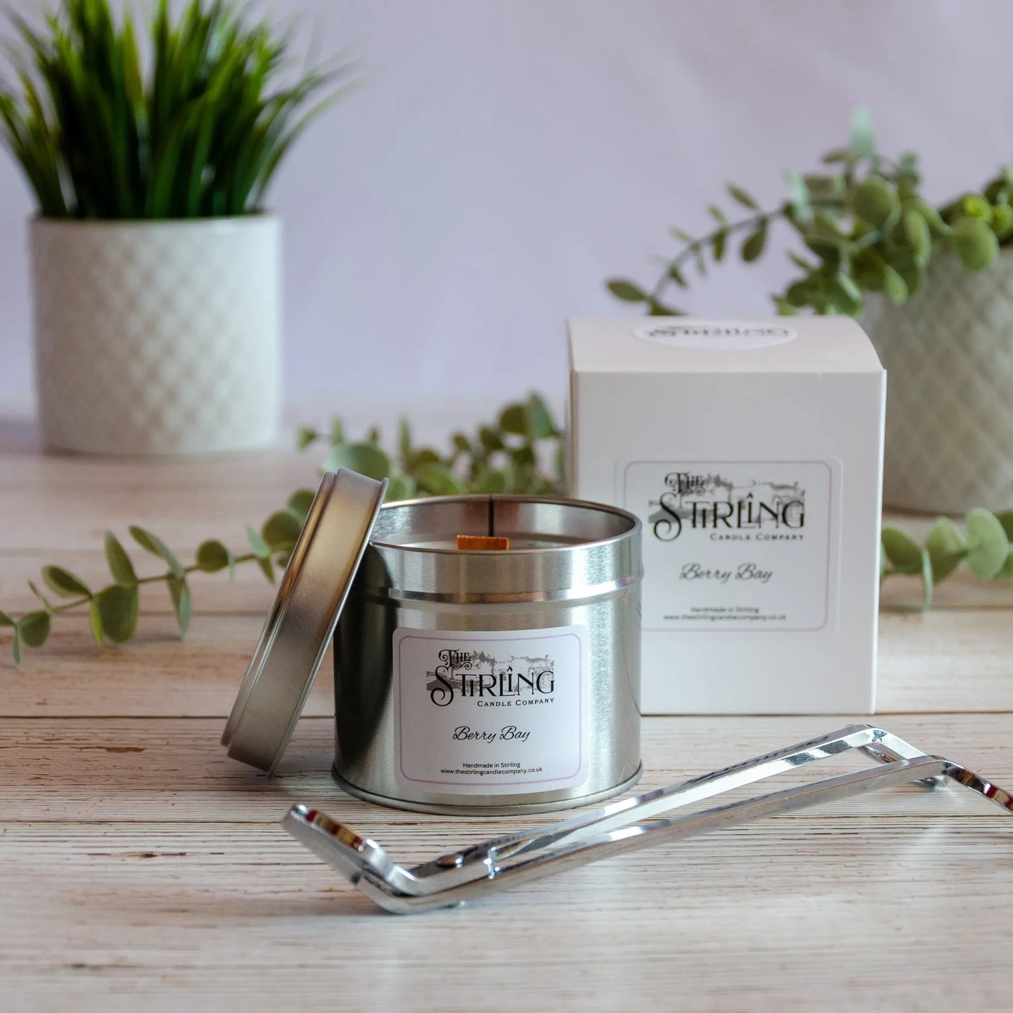 Berry Bay – Travel Tin Candle – Wooden Wick The Stirling Candle Company