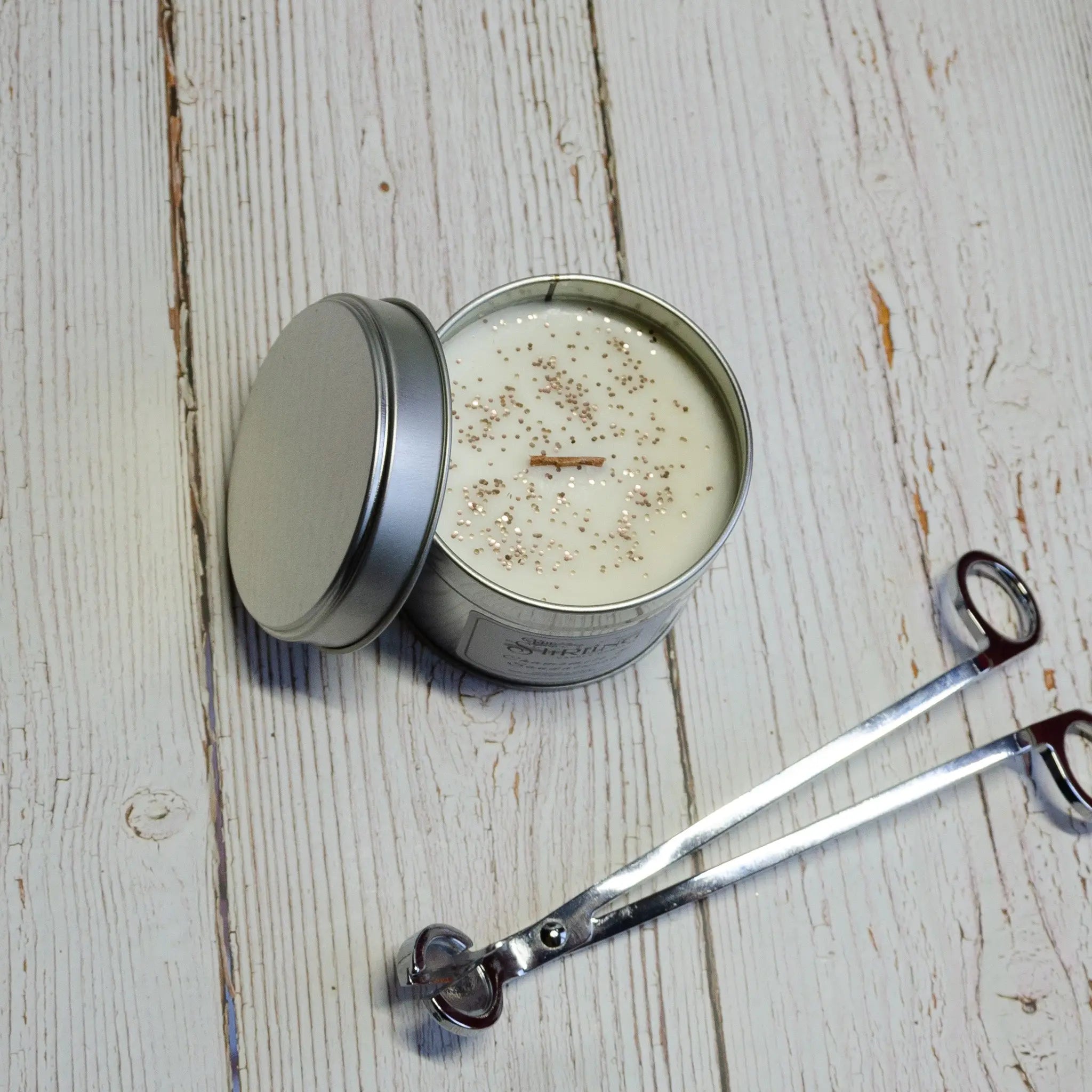 Chamomile & Sandalwood – Travel Tin Candle – Wooden Wick The Stirling Candle Company