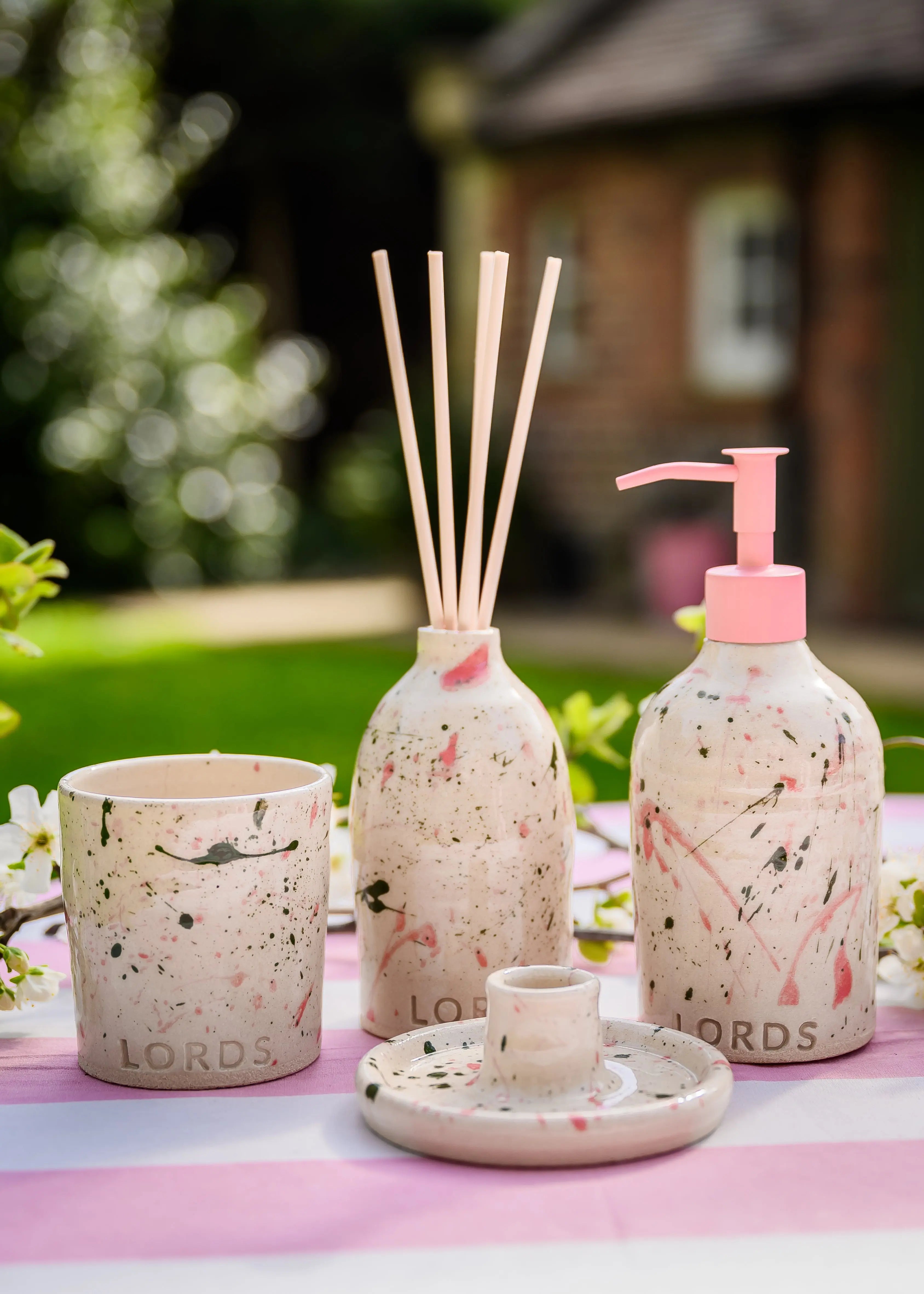 Ceramic Soap Holder & 1 Litre Refill Set LORDS Fragrance House