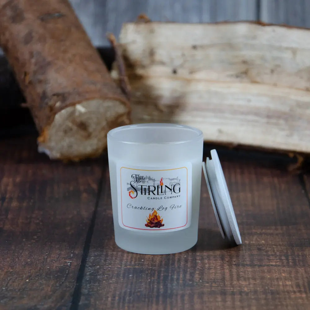 Crackling Log Fire – Small Candle The Stirling Candle Company