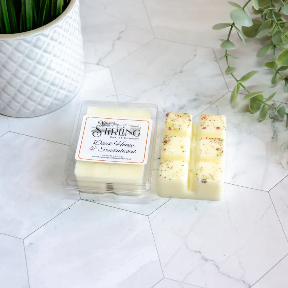 Dark Honey & Sandalwood – Wax Melt Clamshell