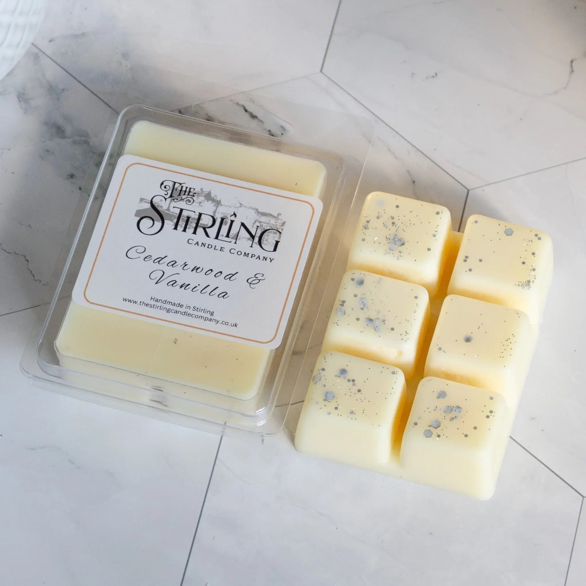 Cedarwood & Vanilla – Wax Melt Clamshell