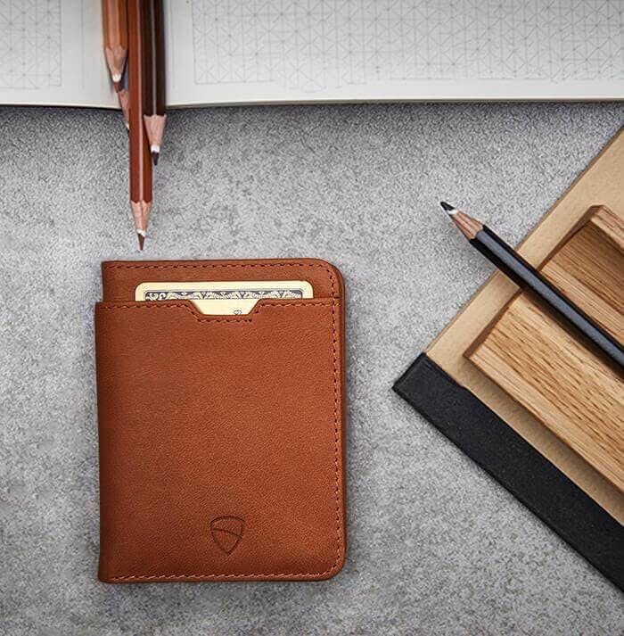 VAULTSKIN CITY CARD WALLET WITH RFID BLOCKING (COGNAC)