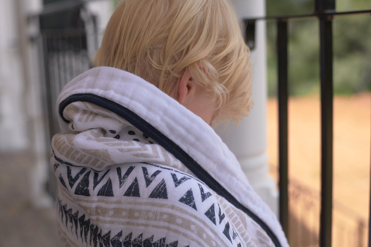 Pyramid Print Newcastle Blanket