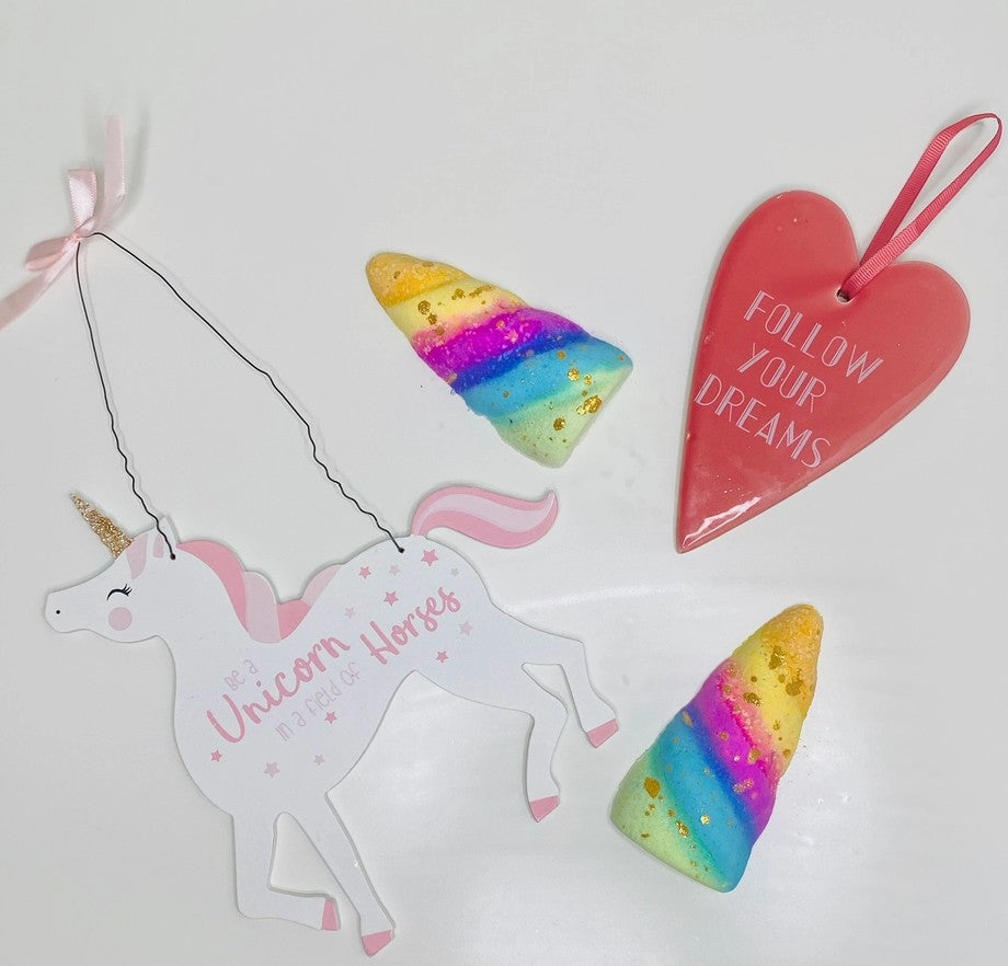 Handmade Unicorn Horn Hidden Rainbow Bath Bomb | Pack of 2 | Large
