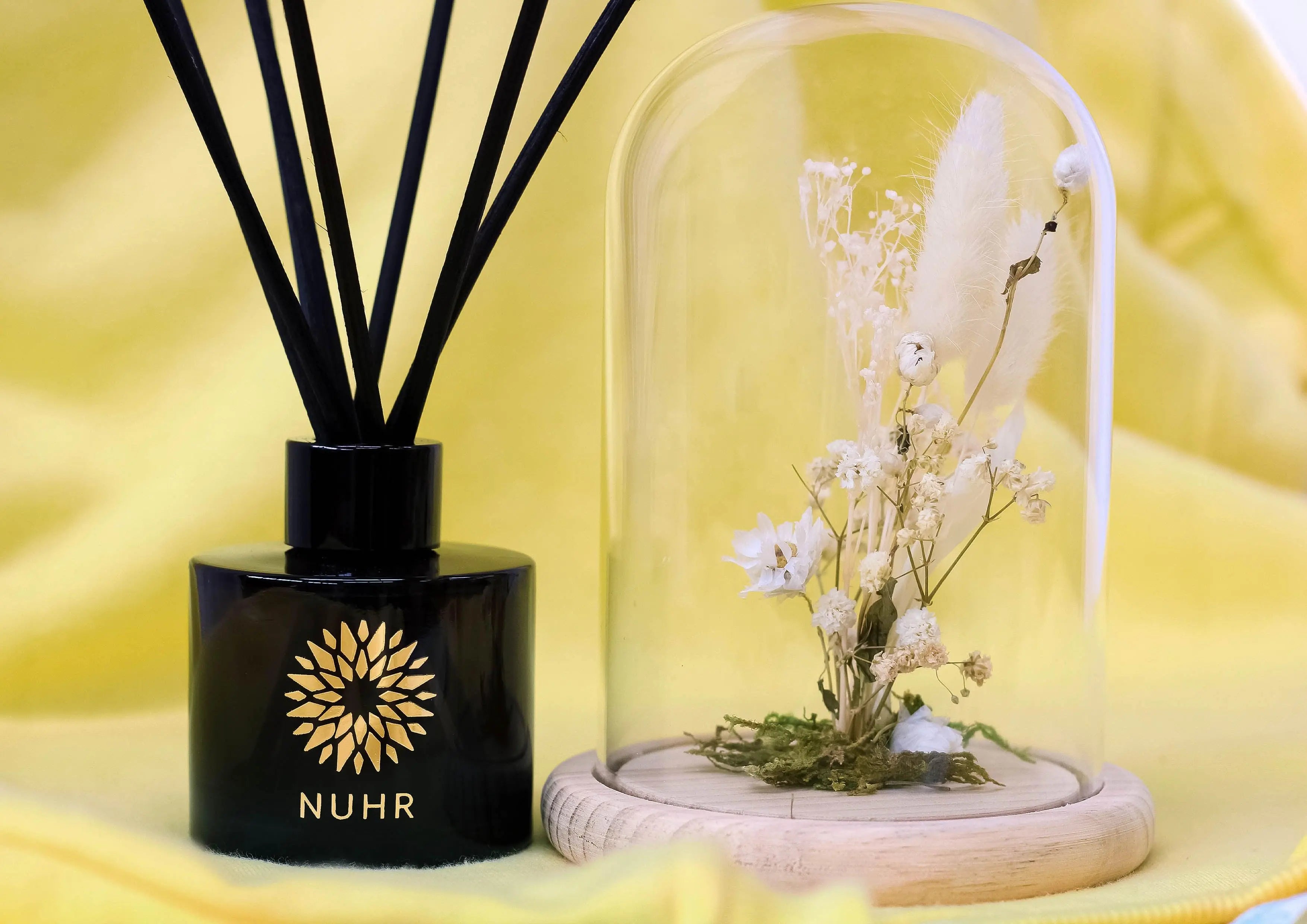Oud & Amber Luxury Reed Room Diffuser NUHR Home