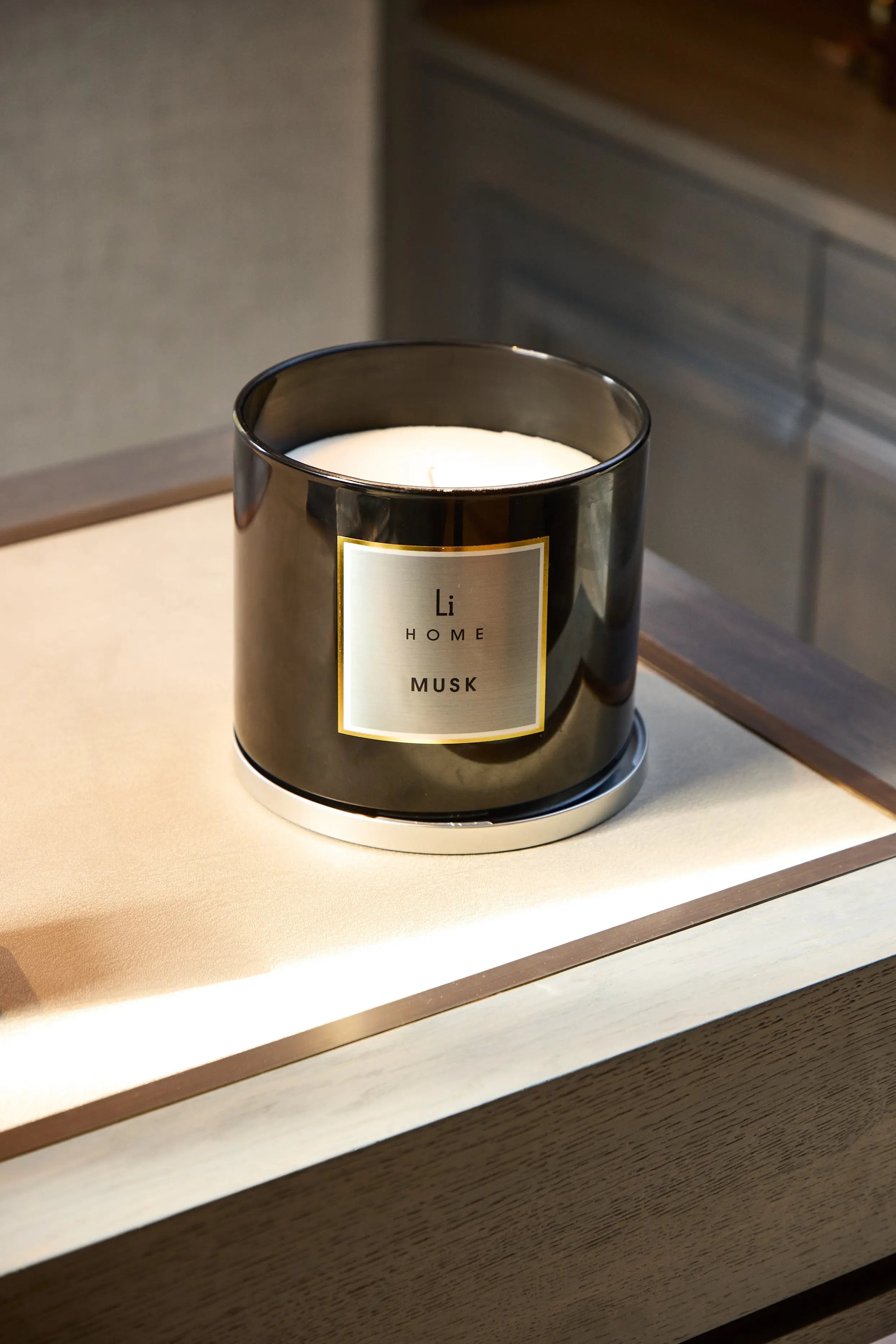 XL Candle - Musk Lifestyle Home Collection